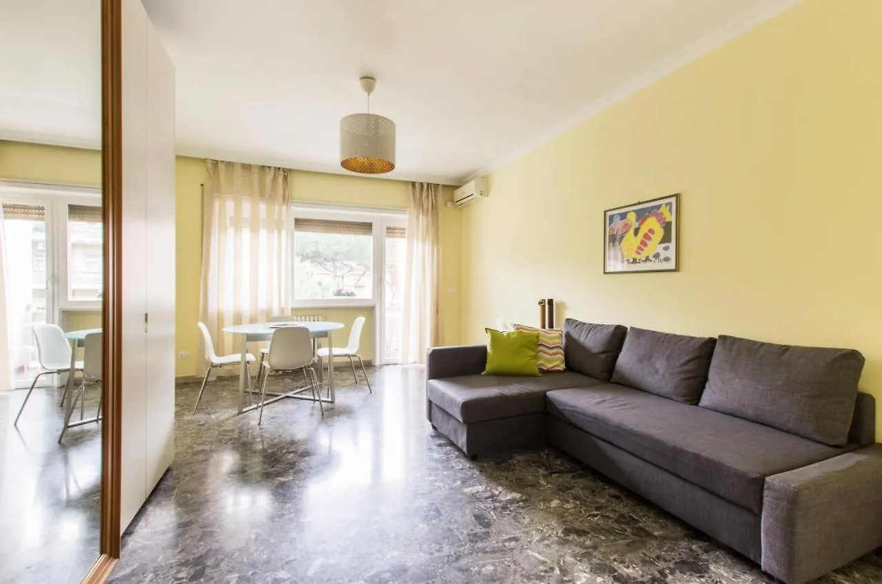 Cinthia'S House Apartment Rome 0*,