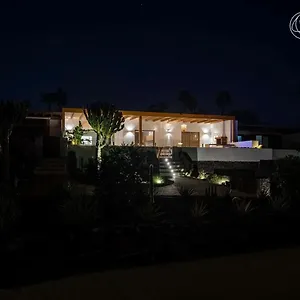 https://casa-kalma.in-canary-islands.com