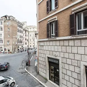 Apartment Navona Atmosphere A Few Meters From Piazza Navona !!, Rome